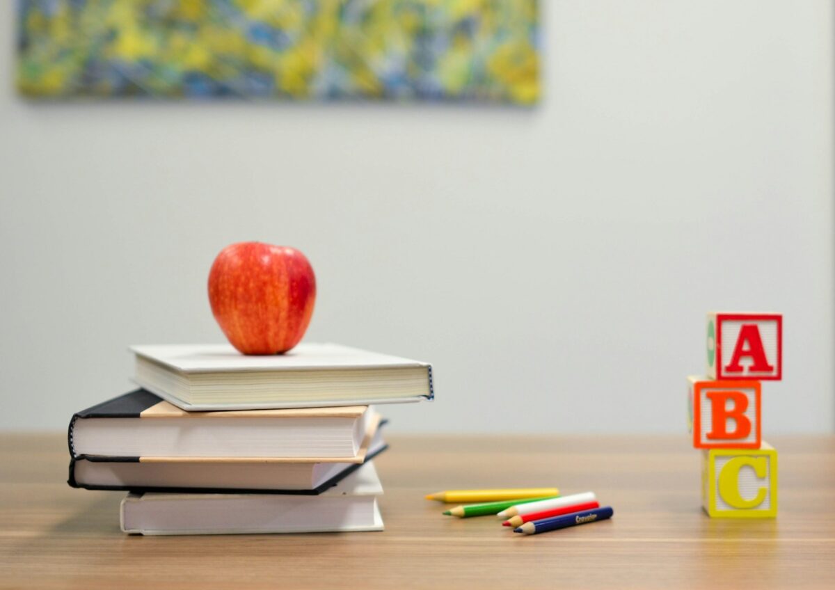 Portfolio tracking education